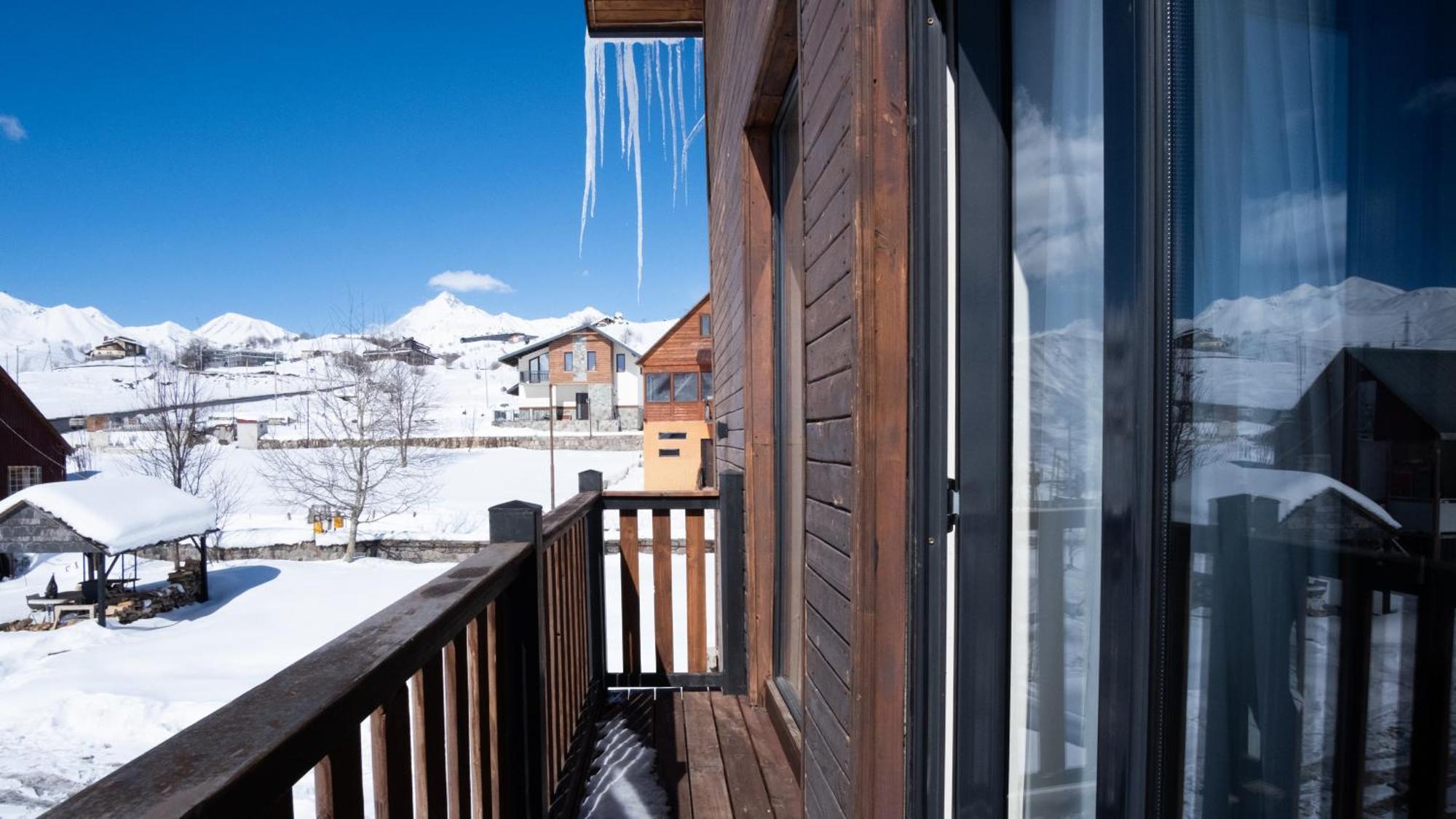 Chalet In Gudauri Exterior photo